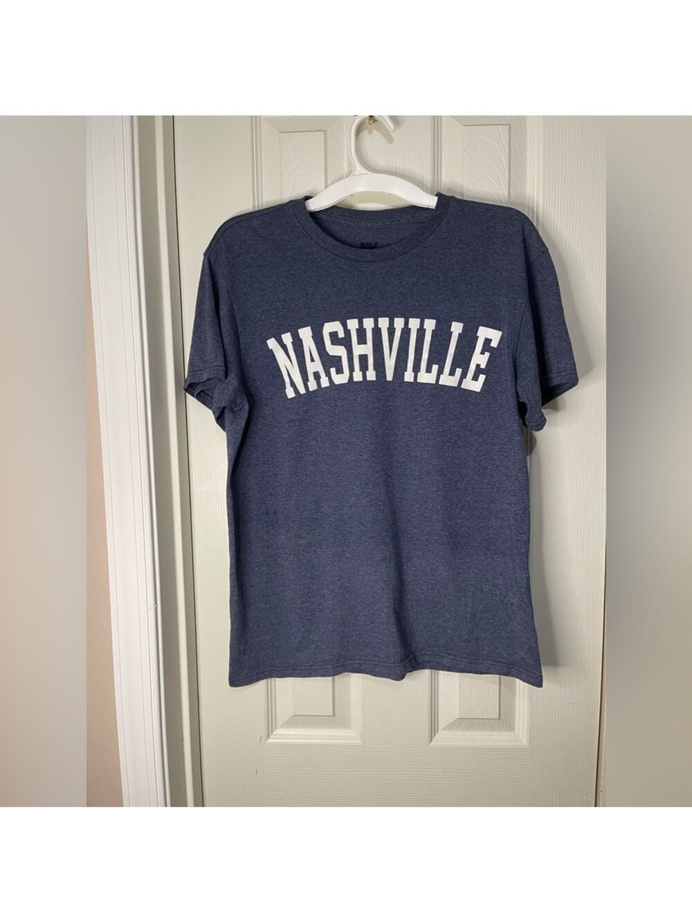 MV Sport Cotton Blend Blue Nashville T-Shirt size Medium